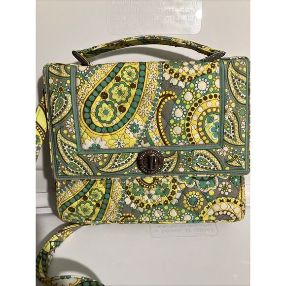 Vera Bradley Julia Lemon Parfait Crossbody Shoulder Bag, Turn Lock Closure, Sz M - Picture 2 of 14